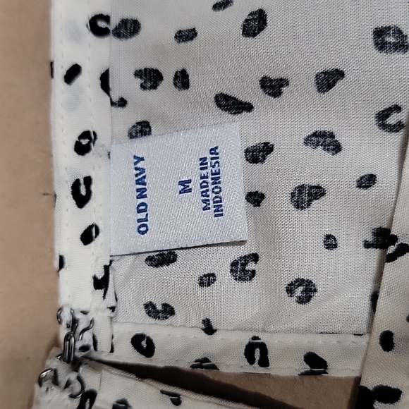 Old Navy Size M Lightweight Cheetah-Print Square Neck Cami, Gently Used Cond. - Picture 9 of 10
